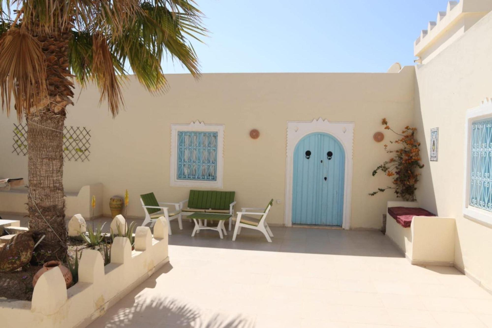 Dar El Jerbiya Hotel Midoun Bagian luar foto