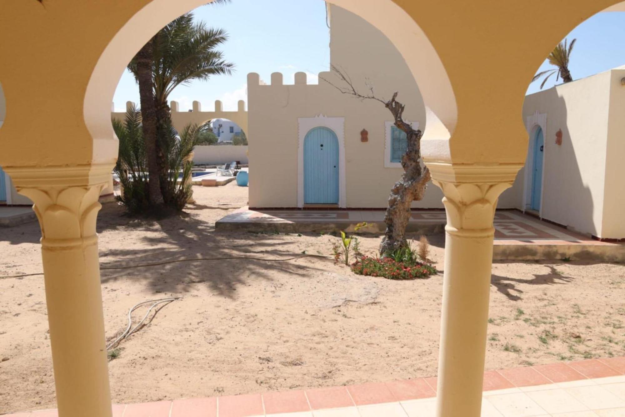 Dar El Jerbiya Hotel Midoun Bagian luar foto
